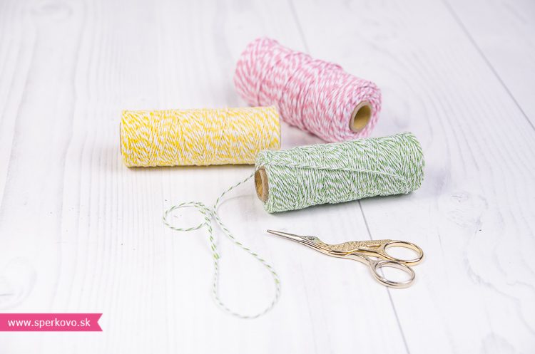 Decoupage technika na polystyrénové ozdoby s použitím ryžového papiera