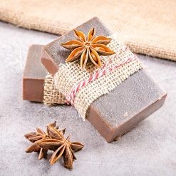 Ako si vyrobiť kakaové mydlo so škoricou