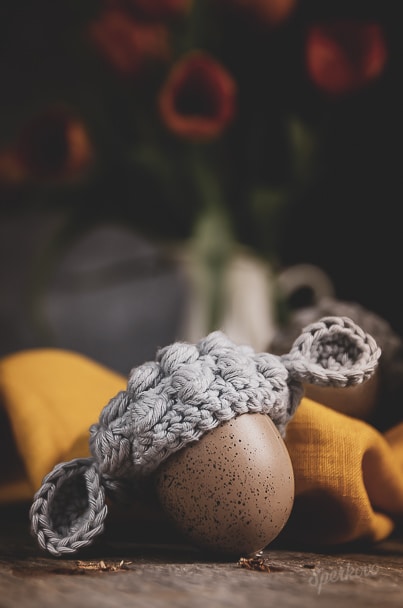 Návod na háčkované čiapočky na veľkonočné vajíčka